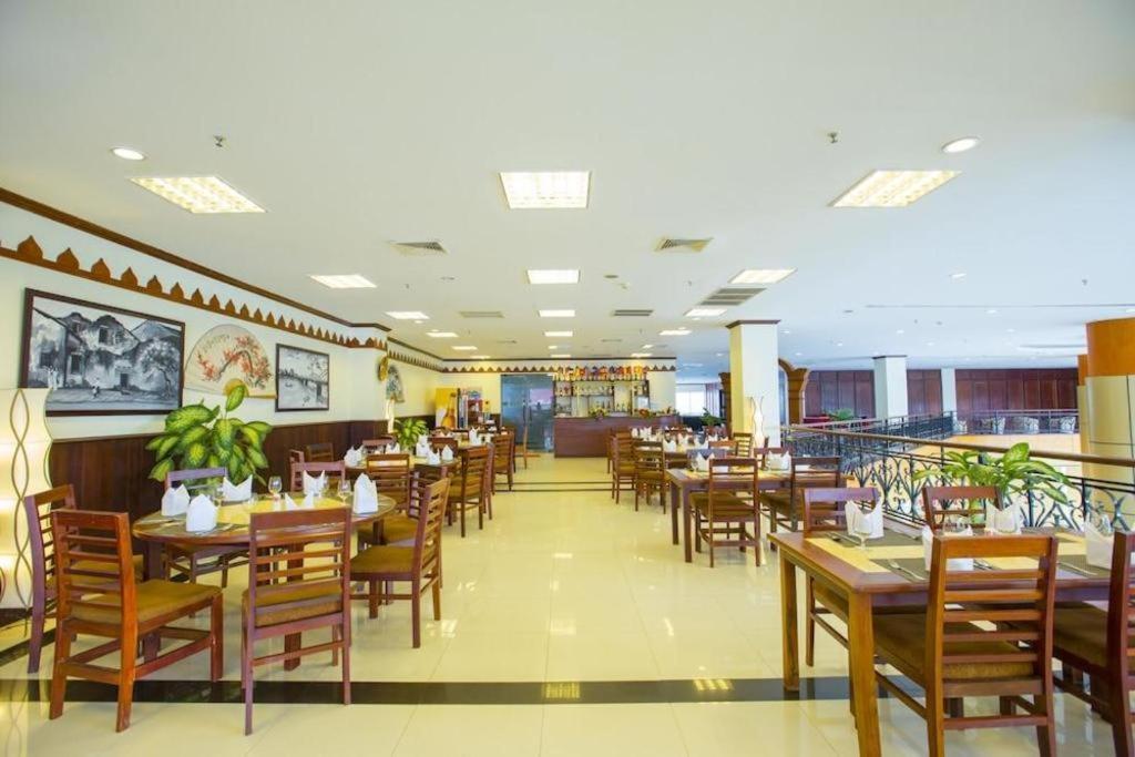 Vientiane Plaza Hotel Eksteriør billede