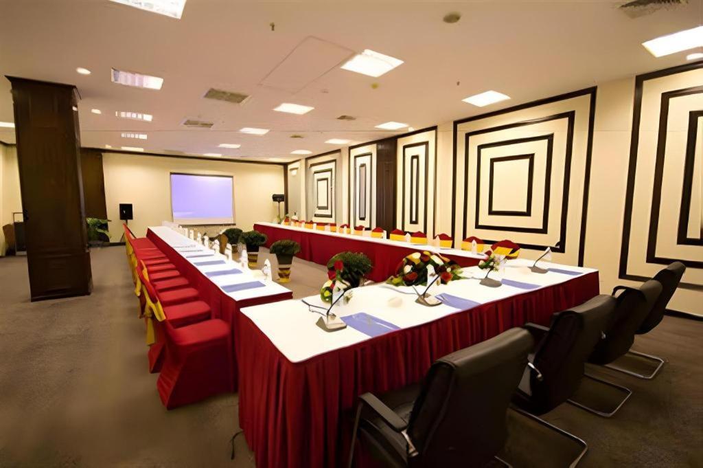 Vientiane Plaza Hotel Eksteriør billede