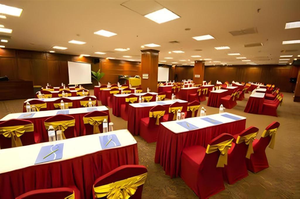 Vientiane Plaza Hotel Eksteriør billede